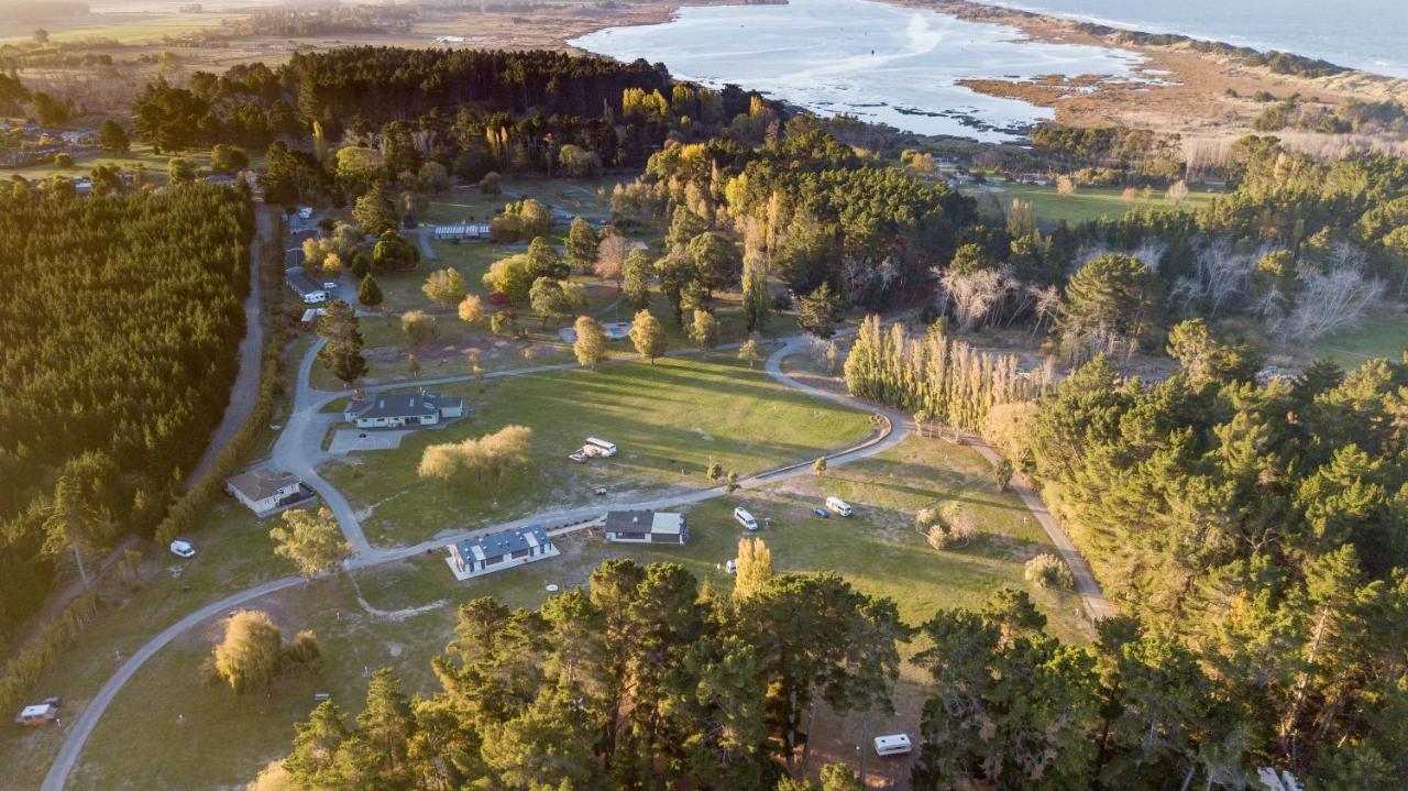 Spencer Beach Top 10 Holiday Park Крайстчърч Екстериор снимка
