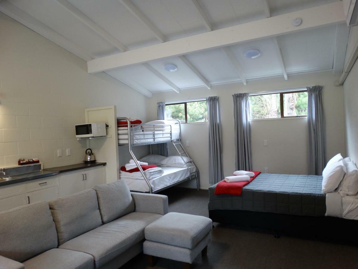 Spencer Beach Top 10 Holiday Park Крайстчърч Екстериор снимка