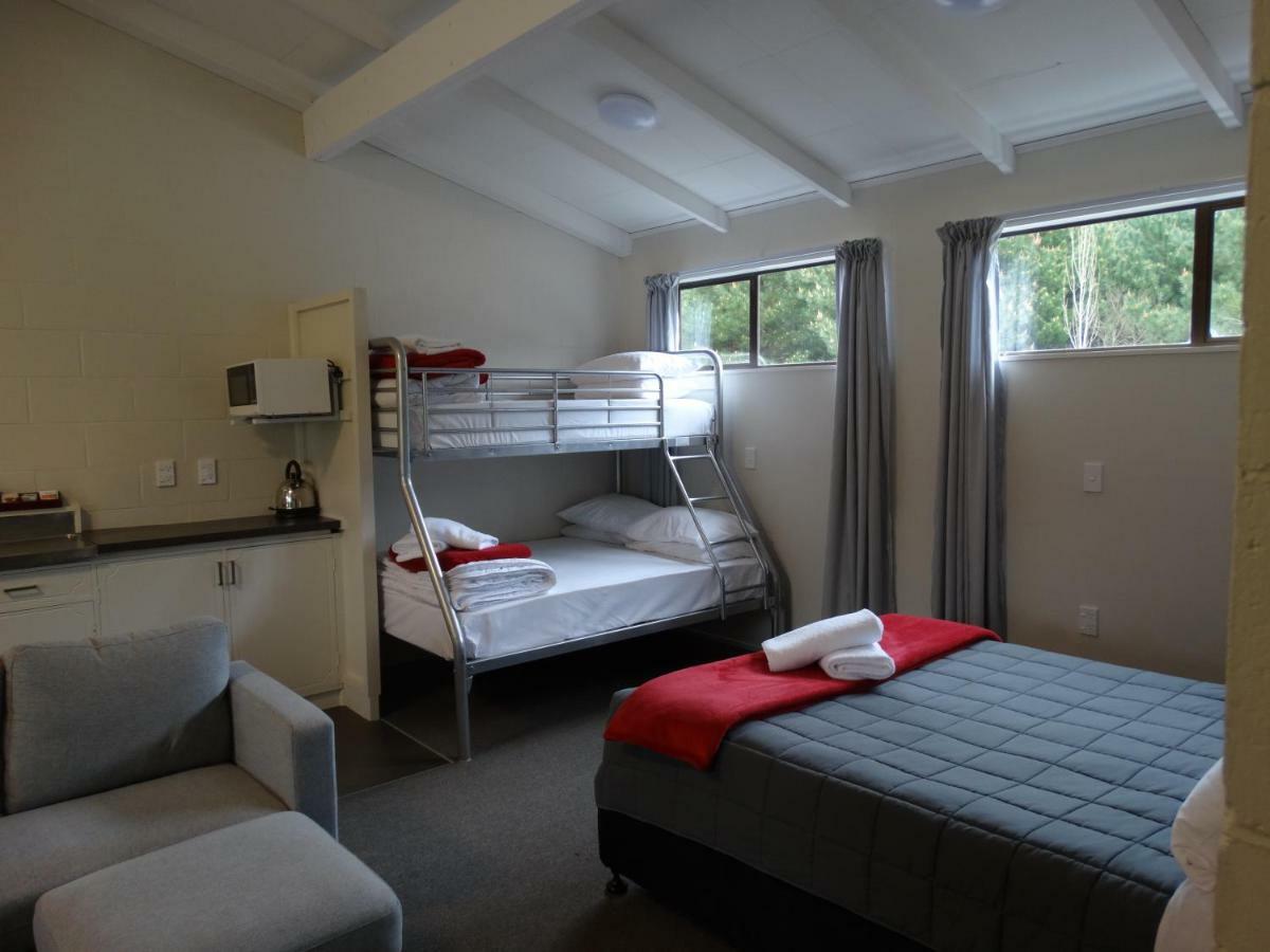 Spencer Beach Top 10 Holiday Park Крайстчърч Екстериор снимка