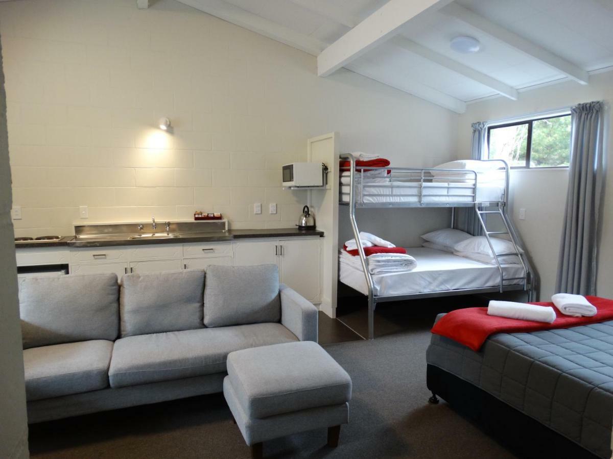 Spencer Beach Top 10 Holiday Park Крайстчърч Екстериор снимка